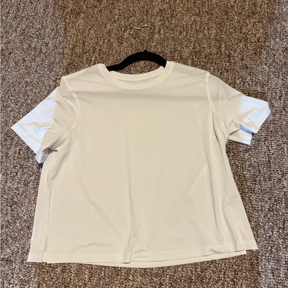 Lululemon White T-Shirt